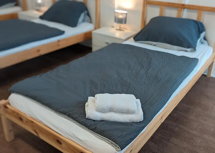 Spacious In Perfect For Long *