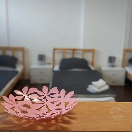 Spacious In Perfect For Long Lejlighed *