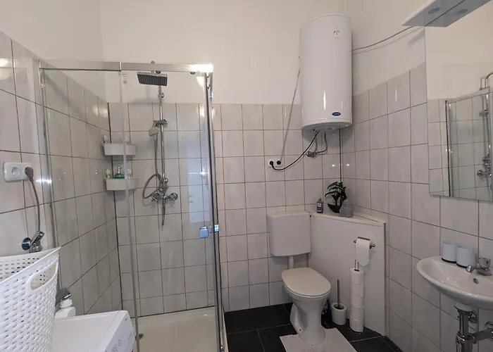 Spacious In Perfect For Long Lejlighed Asten (Linz)